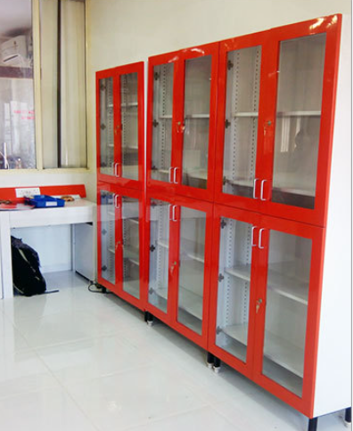 Laboratory wall bench installation
